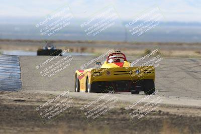 media/Oct-26-2025-CalClub SCCA (Sun) [[8ce1e69566]]/Group 6/Grapevine/